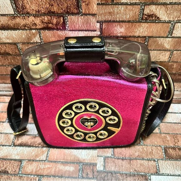 Betsey Johnson Kitsch phone Retro metallic crossbody Bag - Picture 2 of 13